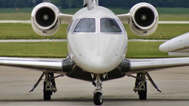 Embraer Phenom 300 (N380FX) - LXJ380 pulling into the FBO at KVPZ.br /br /N380FX is a 2019 Embraer Phenom 300 operated by Flexjet.br /br /7/1/23