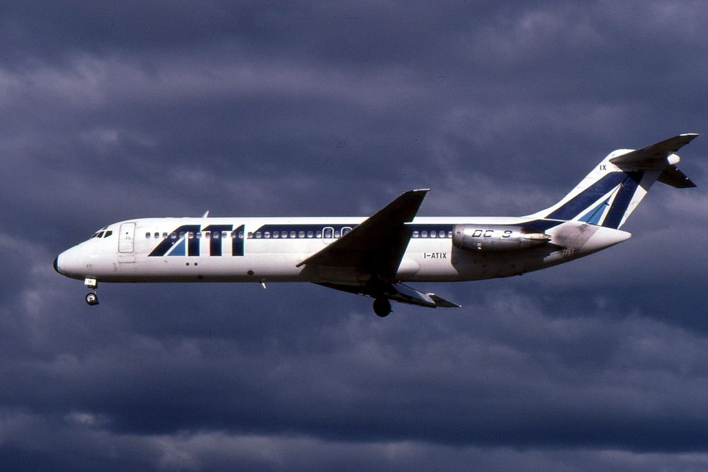 McDonnell Douglas DC-9-30 (I-ATIX)