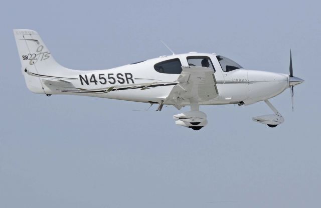 Cirrus SR-20 (N455SR)