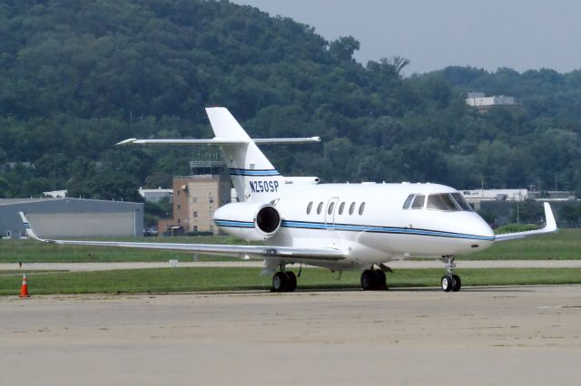 Hawker 800 (N250SP)