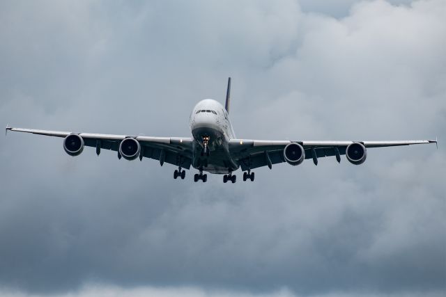 Airbus A380-800 (D-AIMA)