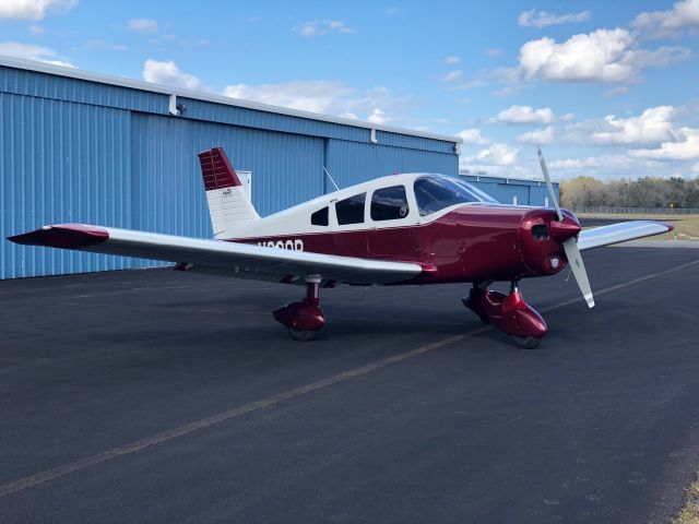 Piper Cherokee (N830P)