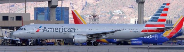 Airbus A321 (N162UW) - phoenix sky harbor 29NOV19