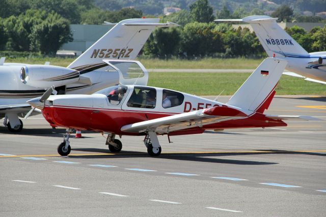 D-EFQD — - 07 MAI 2015