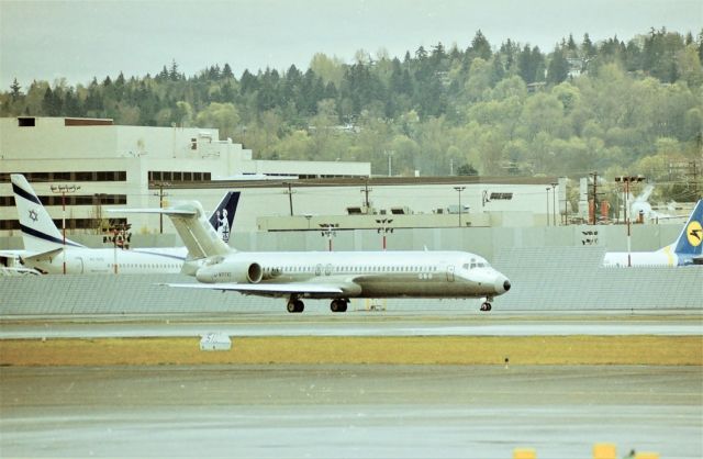 N717XC — - KBFI - sitting at BFI April 9, 1999 watching aircraft and a jet sneaks in behind me! Turns out this is an ex MD-95 now Boeing B-717 still in N717XC reg.This was one of 3 early production models MD95/B717 CN 55002 LN 5003.