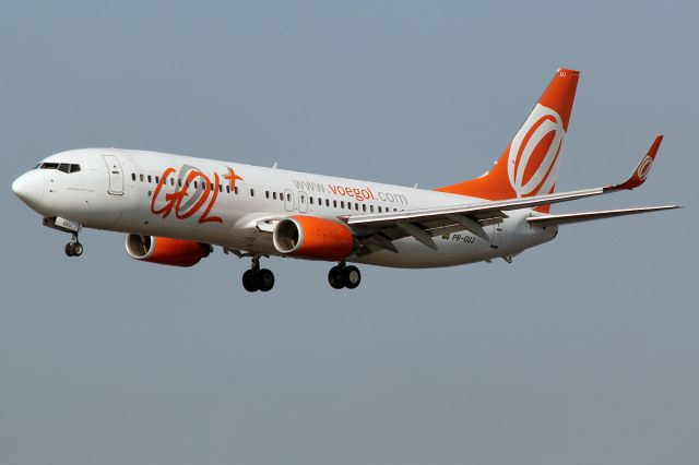 Boeing 737-700 (PR-GUJ)