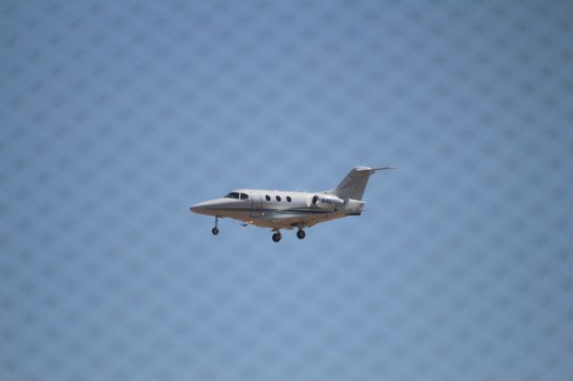 Beechcraft Premier 1 (N487DT) - FINAL APPROACH 27