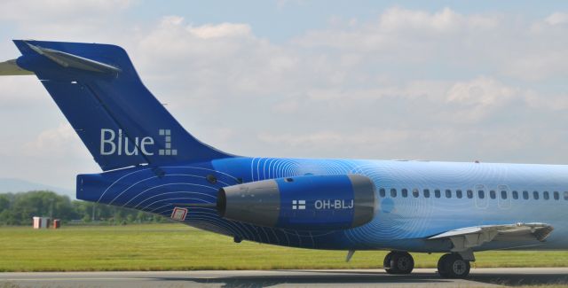 Boeing 717-200 (OH-BLJ) - Taken 10-6-13 Dublin Airport EIDW.