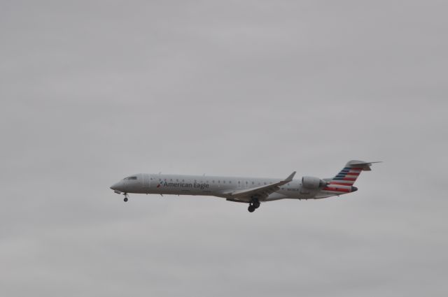 Canadair Regional Jet CRJ-200 (N938LR)