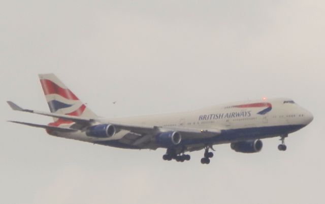 Boeing 747-400 (G-CIVD) - On Finals At Dusk!
