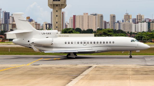 Dassault Falcon 8X (LN-XAX)