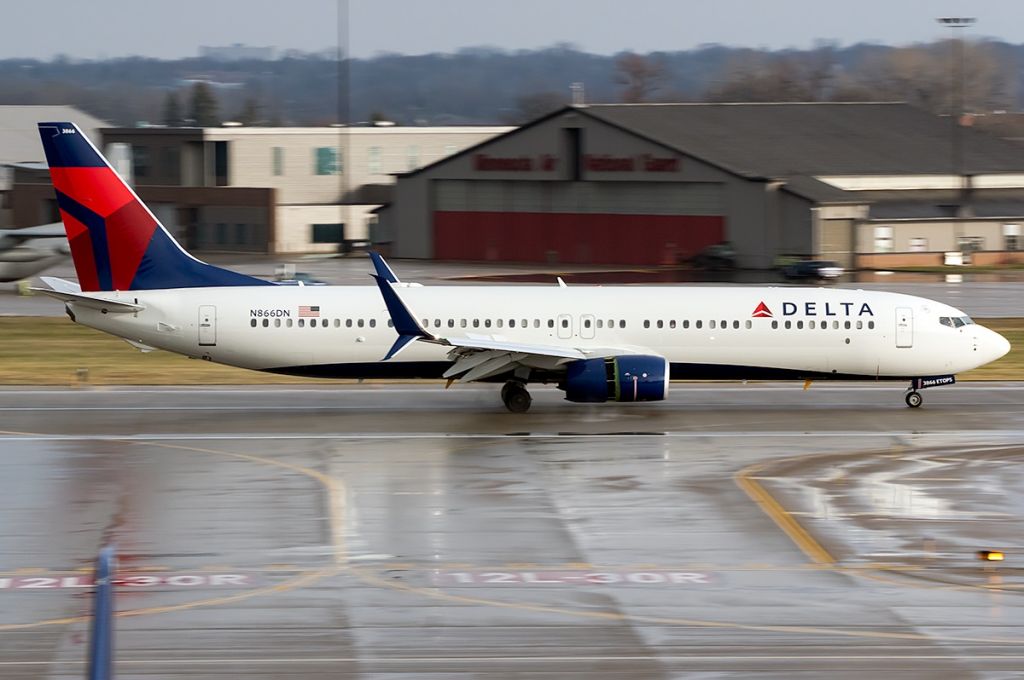 Boeing 737-900 (N866DN) - Full Qauility Photo: a rel=nofollow href=http://www.airliners.net/photo/Delta-Air-Lines/Boeing-737-900-ER/4375537?qsp=eJwljEEKwkAMRe/y192Uyiiz0wvowguEJNRCtUMSwVJ6d8dx93g83gZeXqGfuK9FkeFKxg90KGT0dOQNb1dD7k%2BHlI4dfLG4rLUUCj0zawkV/P3V5JdC1LktxrrsK6jdGmNI1cvkZab20KBpxr5/AdqYK94%3Dhttp://www.airliners.net/photo/Delta-Air-Lines/Boeing-737-900-ER/4375537?qsp=eJwljEEKwkAMRe/y192Uyiiz0wvowguEJNRCtUMSwVJ6d8dx93g83gZeXqGfuK9FkeFKxg90KGT0dOQNb1dD7k%2BHlI4dfLG4rLUUCj0zawkV/P3V5JdC1LktxrrsK6jdGmNI1cvkZab20KBpxr5/AdqYK94%3D/a