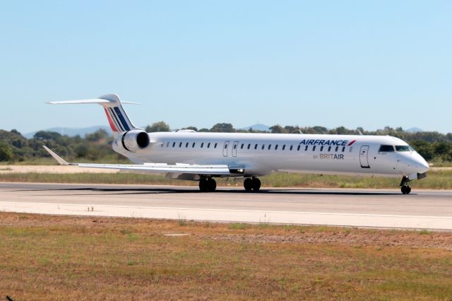 Bombardier CRJ-1000 (F-HMLH) - flight AF7500 ORY-TLN