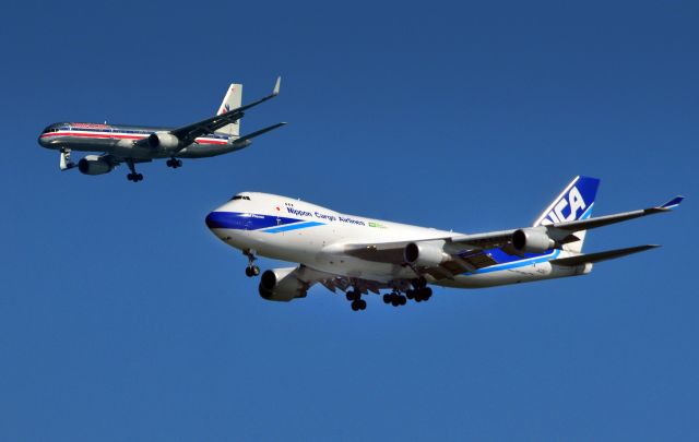 Boeing 747-400 (JA03KZ) - Nippon Cargo Airlines on approach was contacted by SFO tower not to overtake American just ahead on approach to 28L  