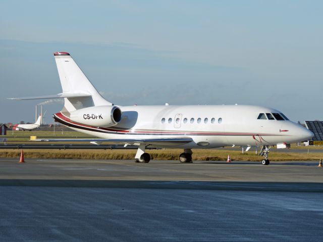 Dassault Falcon 2000 (CS-DFK) - Parked