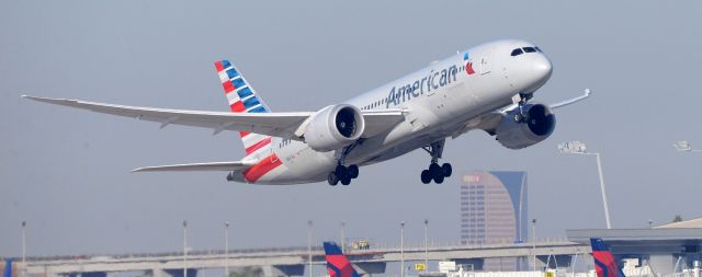 Boeing 787-8 (N807AA) - phoenix sky harbor 13DEC19