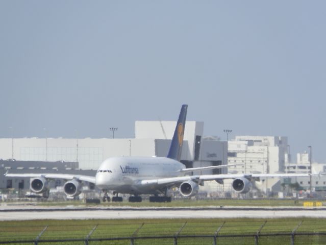 Airbus A380-800 (D-AIMF)