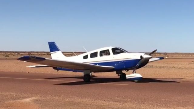 Piper Cherokee (VH-RCR)
