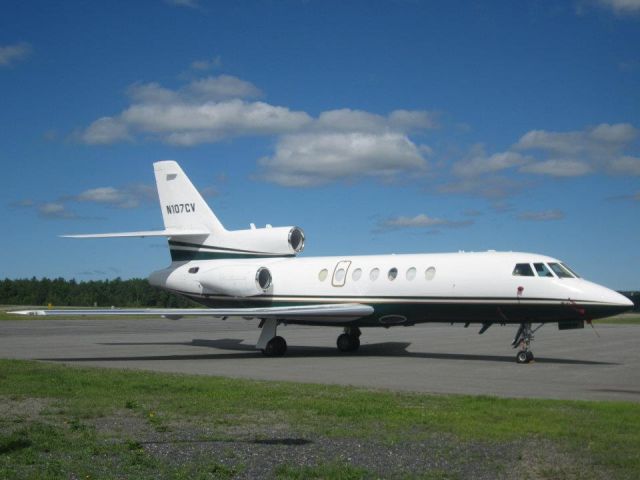 Learjet 31 (N107CV)