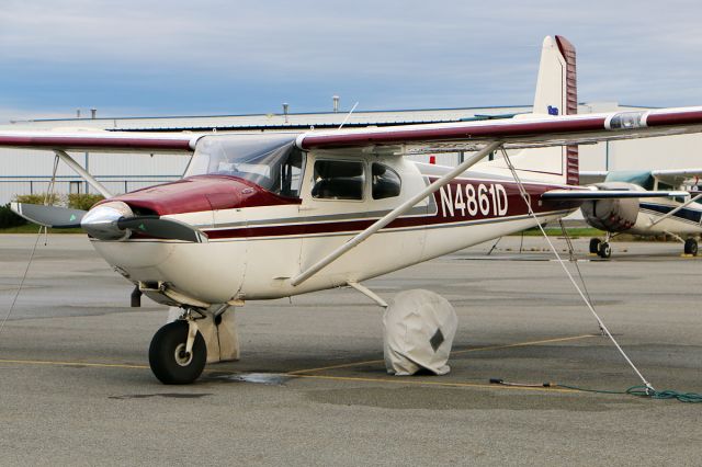 Cessna Skylane (N4861D)