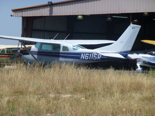 Cessna Centurion (N6115R)