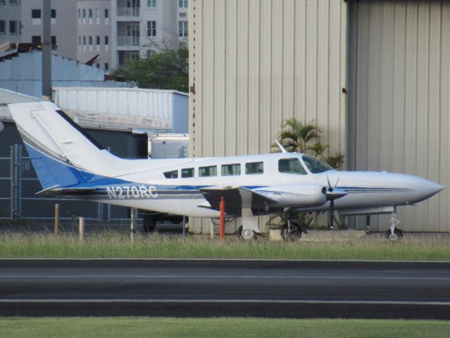 Cessna 402 (N270RC)