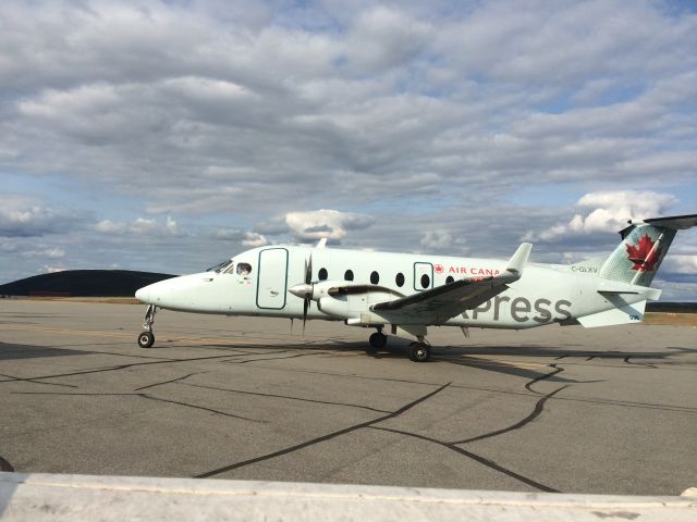 Beechcraft 1900 (C-GLXV) - EVAS Air Taxing out of YWK.