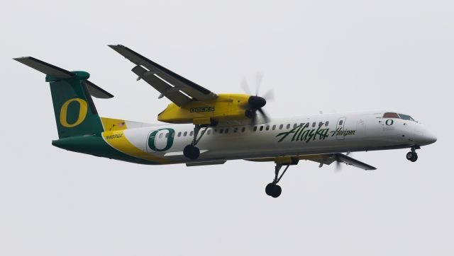 de Havilland Dash 8-400 (N407QX)