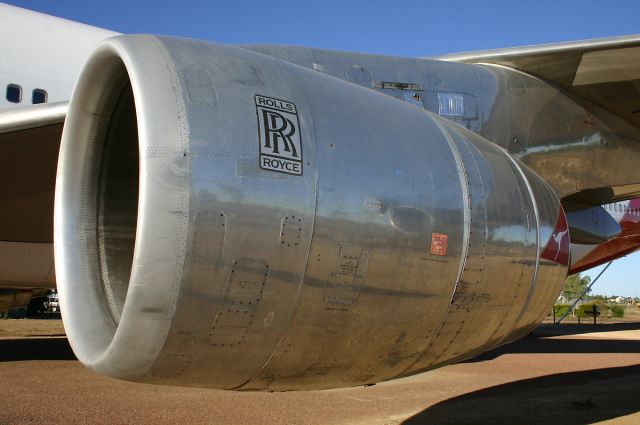 Boeing 747-200 (VH-EBQ) - Close up view of the number 2 engine taken at Longreach on the 2nd June 2005