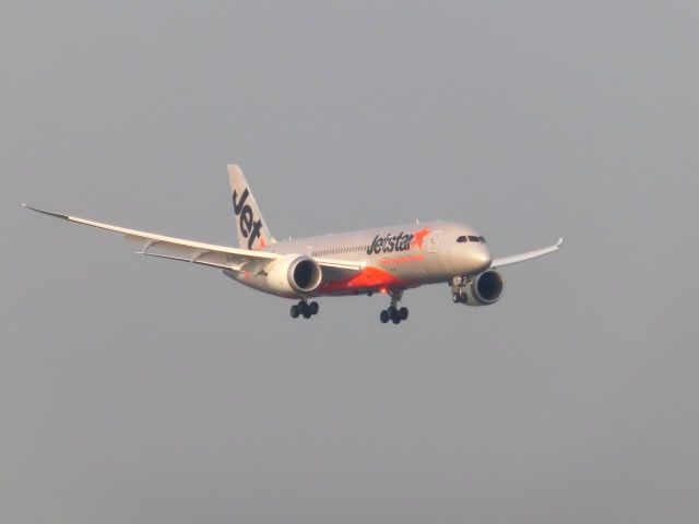Boeing 787-8 (VH-VKE)