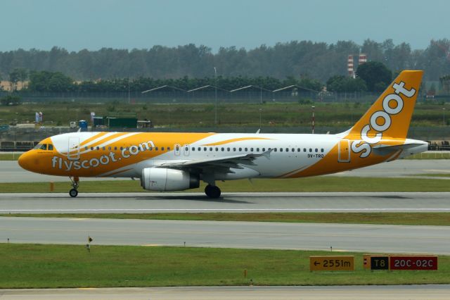Airbus A320 (9V-TRO)