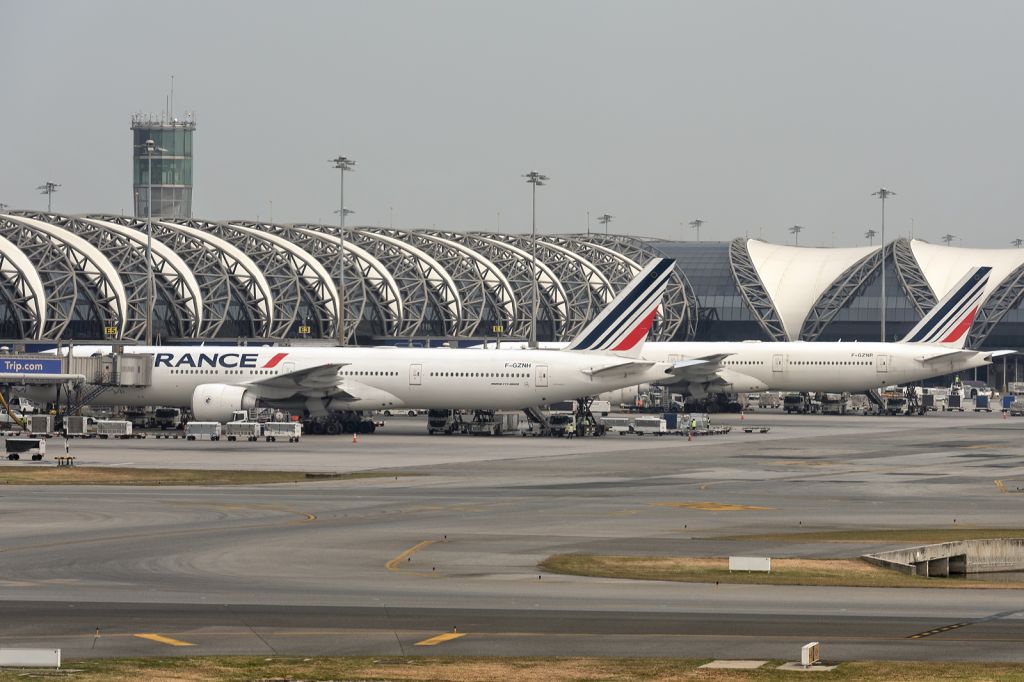BOEING 777-300ER (F-GZNH) - 26th December, 2024: Parked at the gate prior to departure to Paris Charles de Gaulle as flight AF 199. We meet again in Bangkok after 9 years since I first saw her in SFO in 2016! Background shows sister-ship F-GZNR waiting to depart to the same destination as the delayed AF195. 