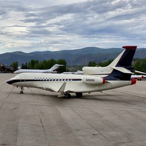 Dassault Falcon 7X (N8889)