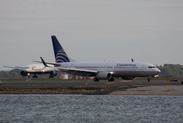 Boeing 737-800 (HP-1852CMP)