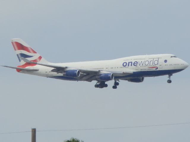 Boeing 747-400 (G-CIVK)