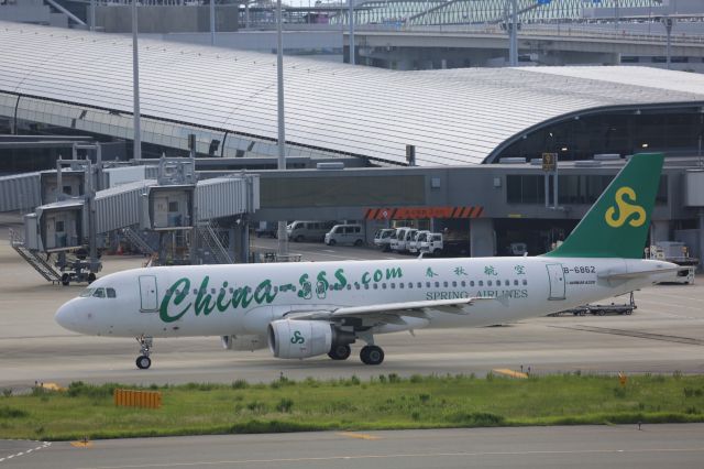 Airbus A320 (B-6862)