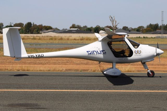 PIPISTREL Sinus (VH-YAD)