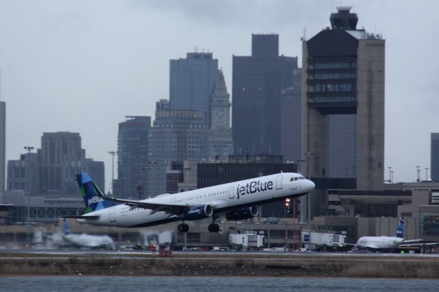 Airbus A321 (N937JB)