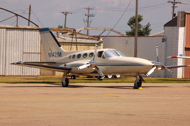 Cessna 421 (N1421M)