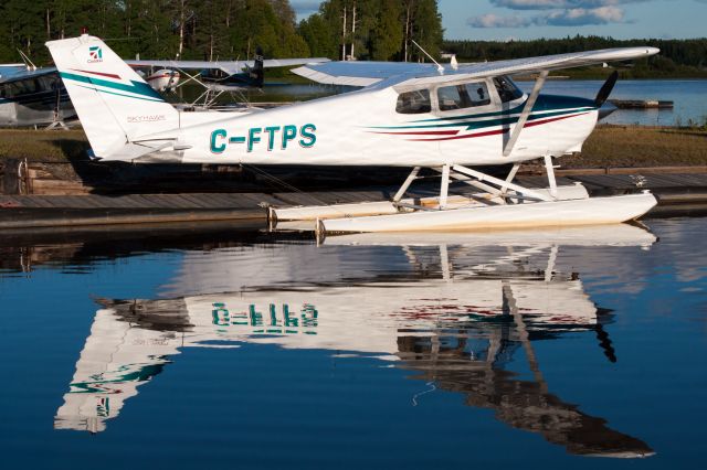 Cessna Skyhawk (C-FTPS)