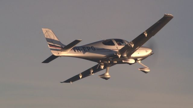 Cirrus SR-22 (VH-EPG) - OVER 90 MILE BEACH