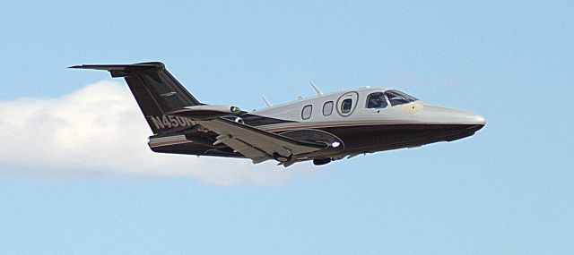 Eclipse 500 (N450NE)