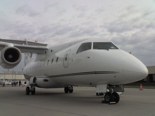 Fairchild Dornier 328JET (N425FJ)