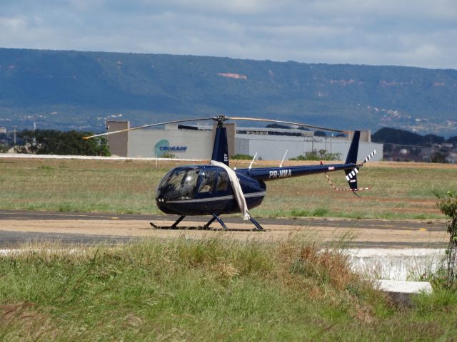 Robinson R-44 (PR-NMA) - ROBINSON R-44 RAVEN II