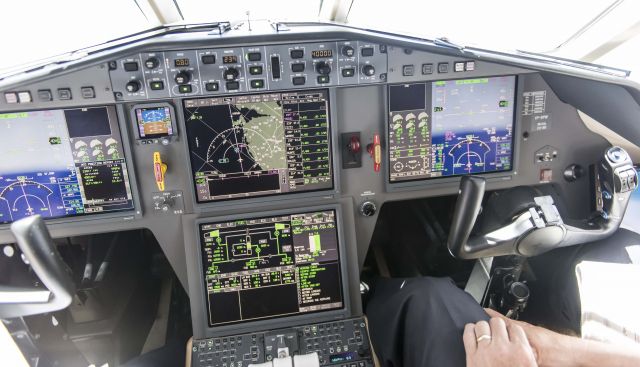 VP-BPW — - Inbound to PBI - image shows latest Easy2 cockpit with computer generated graphics behind flight director. Nikon D810 24/70 2.8 100/f4 at ISO 1600 - large file for detail but lo res JPEG to lift to FltAware.