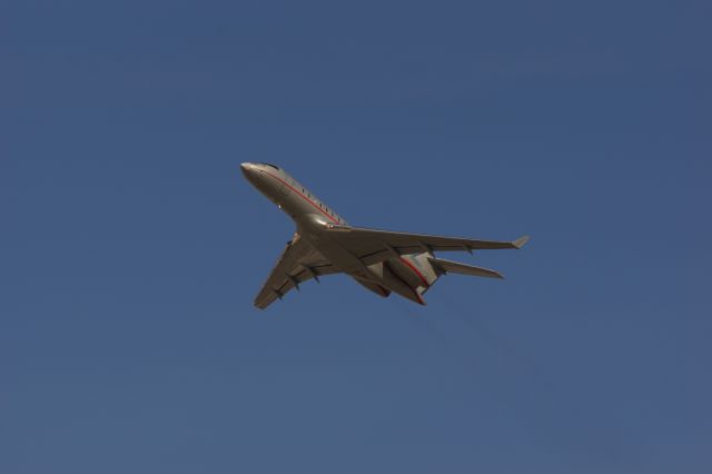 Bombardier Global 5000 (N505VJ)