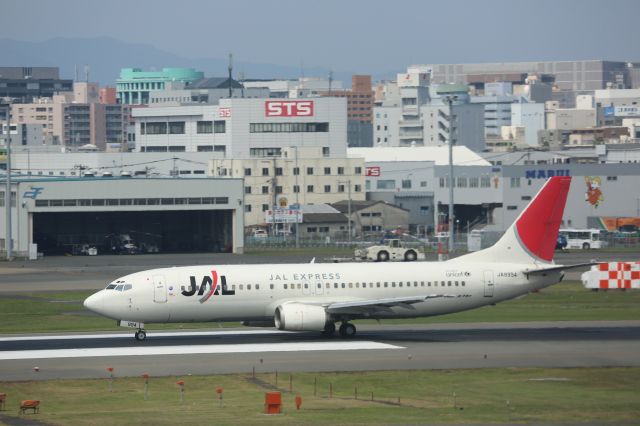 BOEING 737-400 (JA8994)