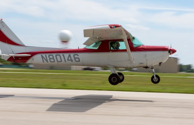 Cessna 152 (N80146) - Gear down, flaps down