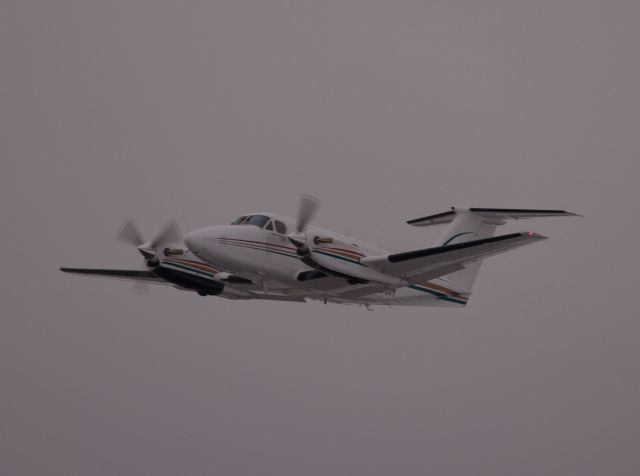 Beechcraft Super King Air 200 (N485R)