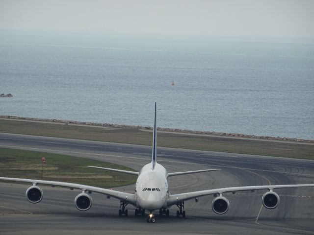 Airbus A380-800 (9V-SKG)